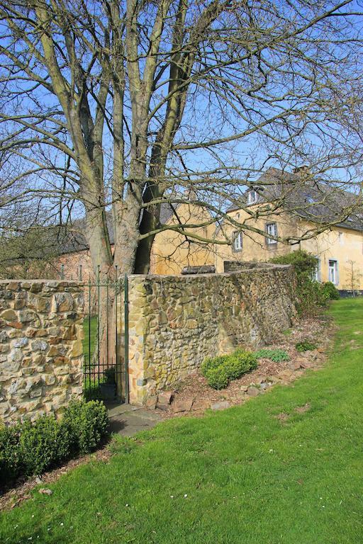 B&B Cense De La Tour Nil Saint-Vincent Exterior foto